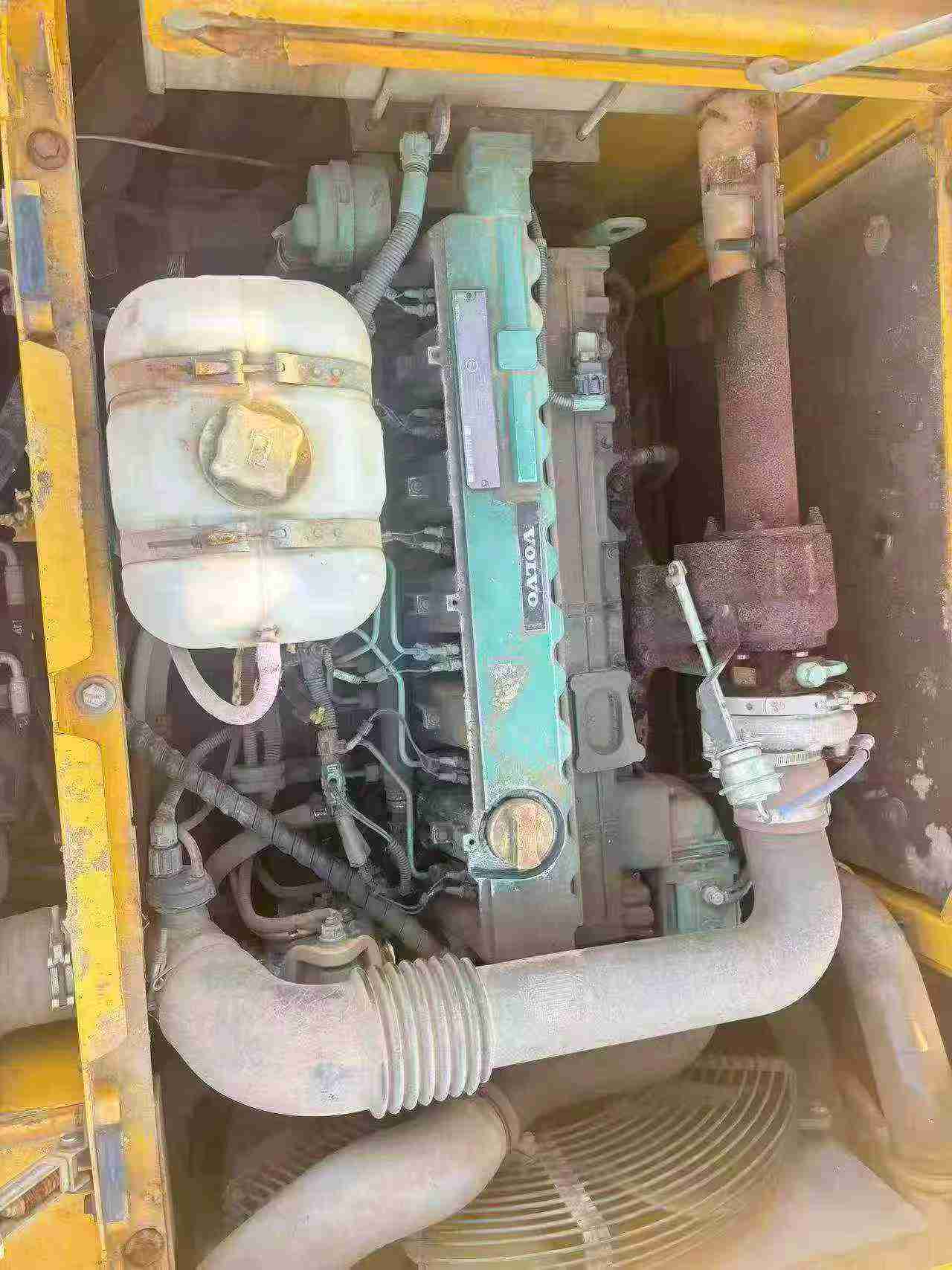 Buy Volvo EC210B Used Excavator / 7