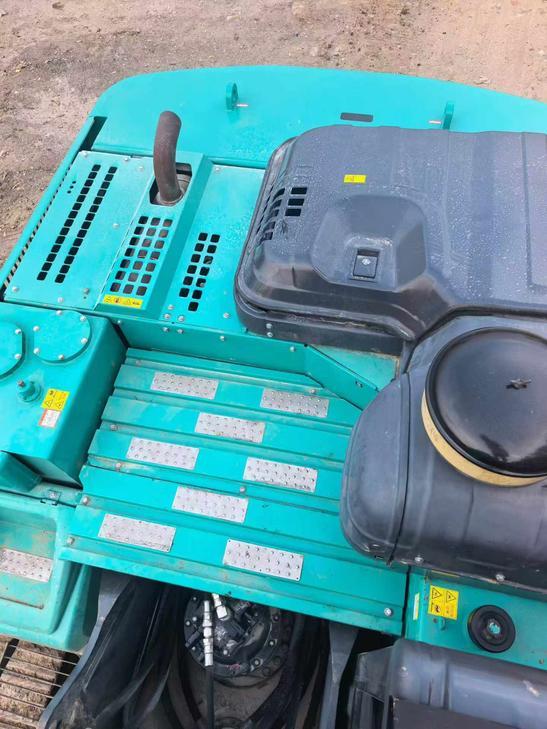 Buy Kobelco SK20SR Used Excavator / 1