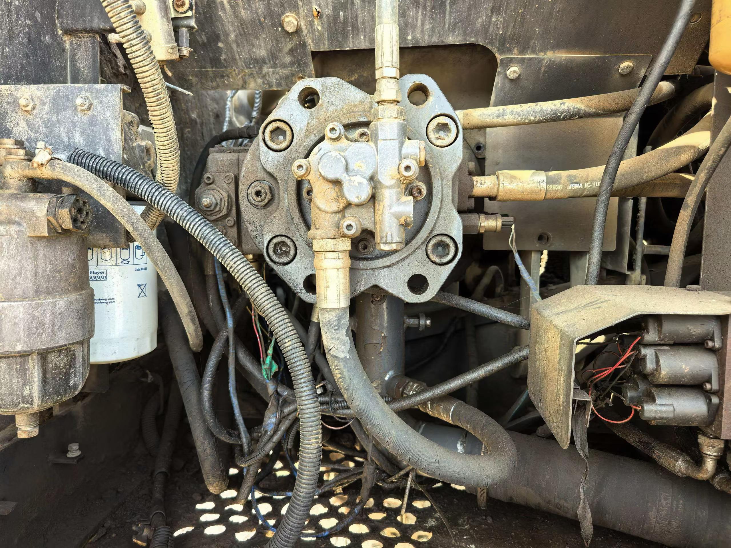 Buy Sumitomo SH210A5 Used Excavator / 6