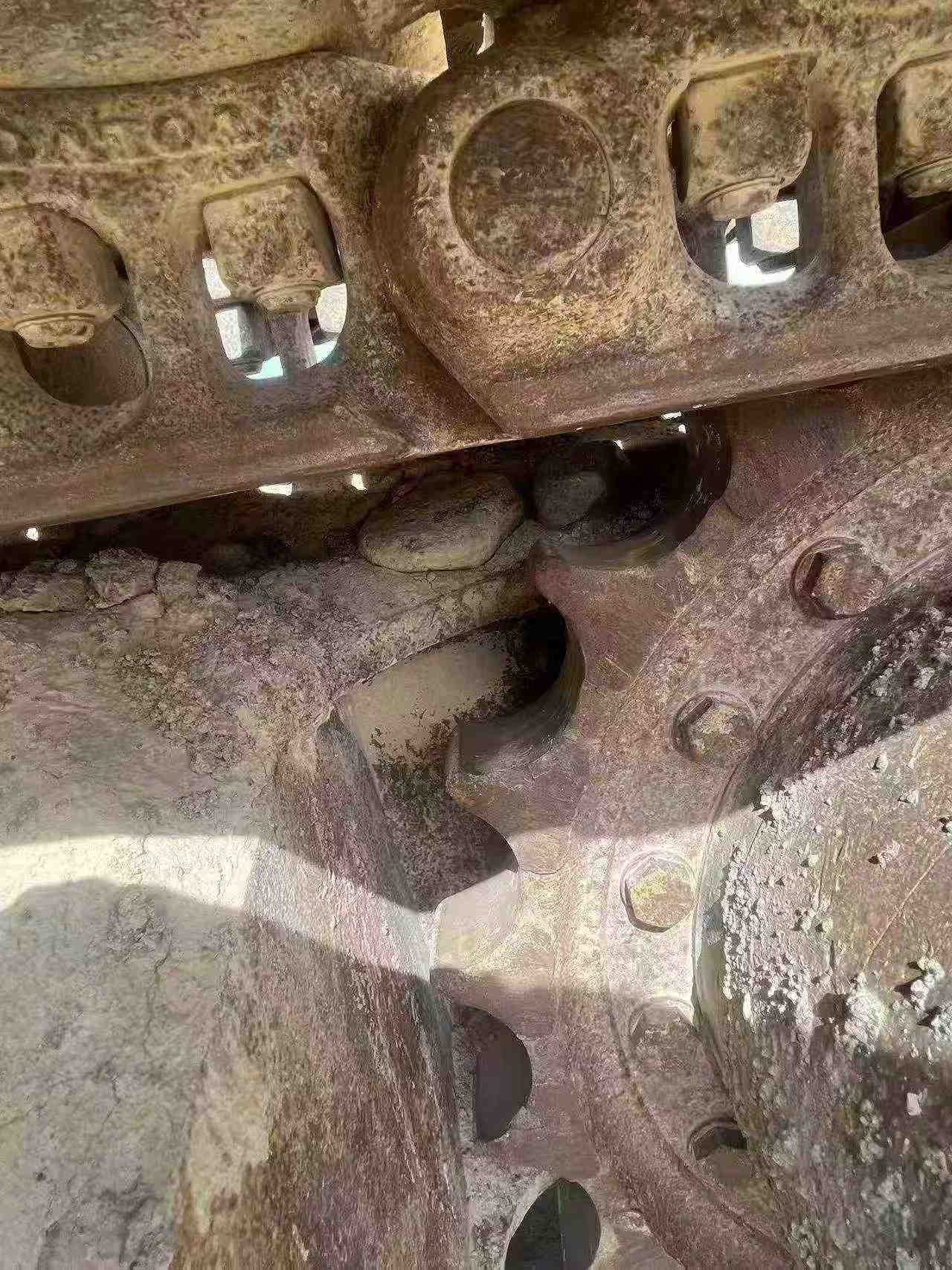 Buy Volvo EC240B Used Excavator / 8