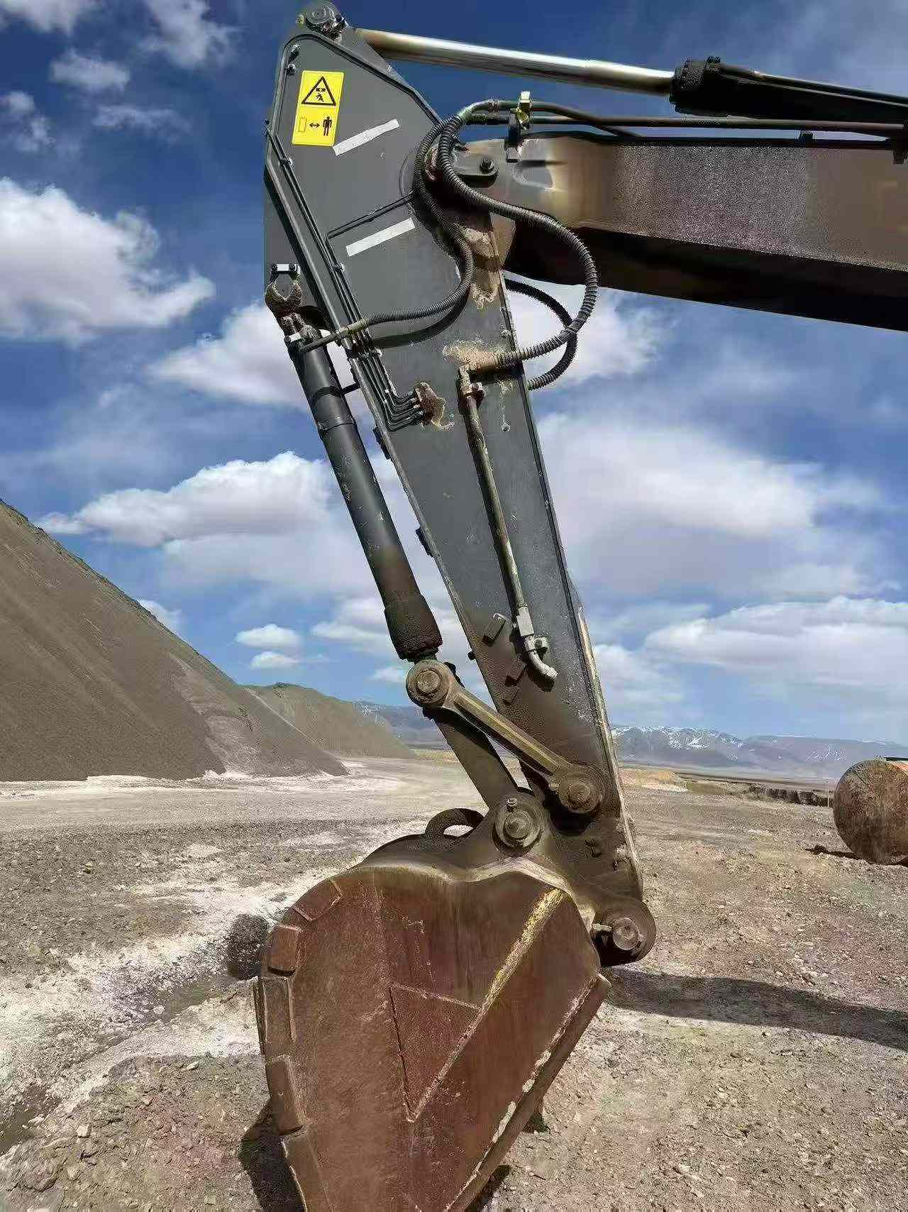 Buy Volvo EC240B Used Excavator / 7