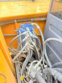 Buy Hyundai R80G Used Excavator / 6 Buy Hyundai R80G Used Excavator / 6