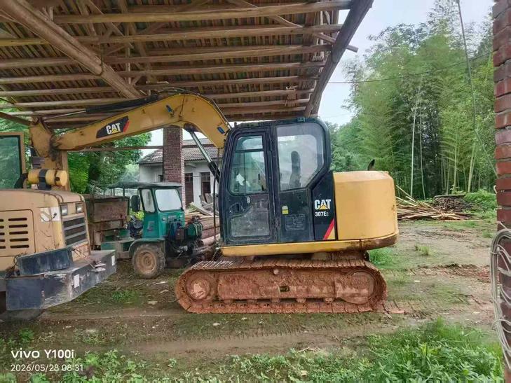 Buy Caterpillar 307B Used Excavator / 1
