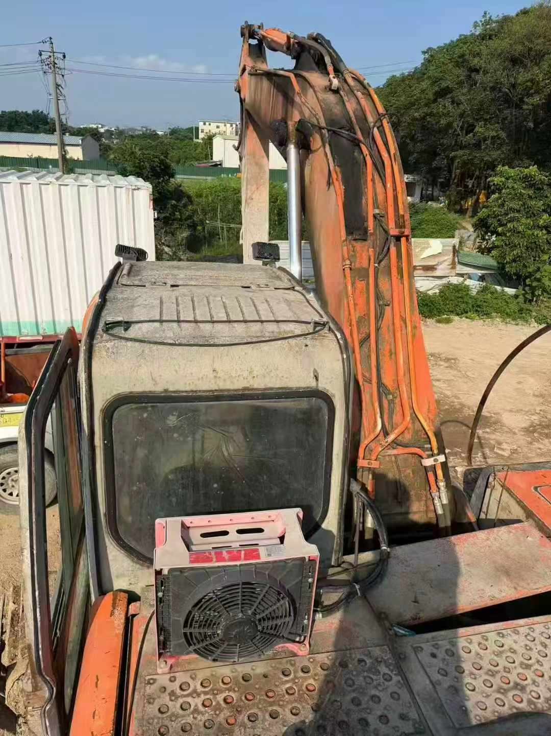 Buy Hitachi ZX200-6 Used Excavator / 3
