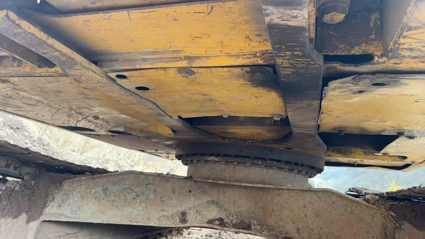 Buy Komatsu PC120-8 Used Excavator / 4