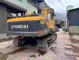 Buy Hyundai R215-7 Used Excavator / 3 Buy Hyundai R215-7 Used Excavator / 3