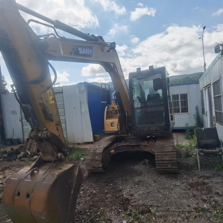 Buy Sany SY75 Used Excavator / 1