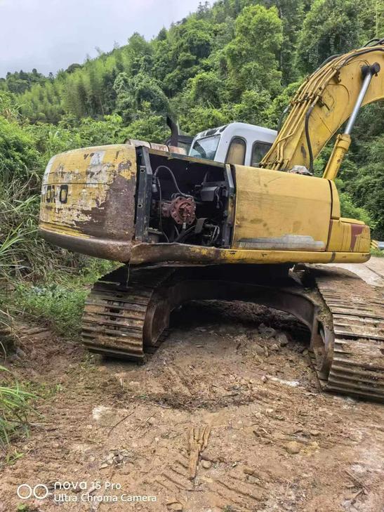 Buy Sumitomo SH200Z3 Used Excavator / 1