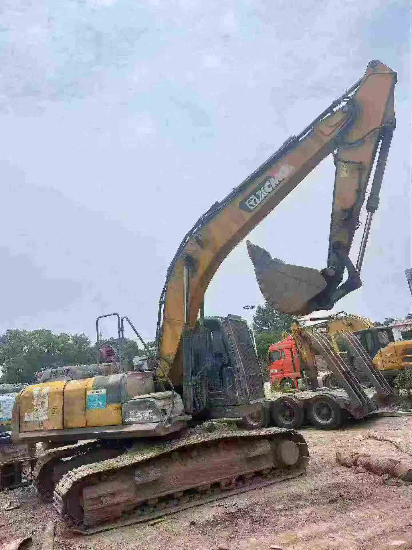 Buy XCMG XE200 Used Excavator / 2
