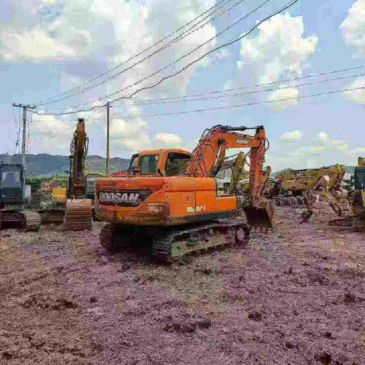 Buy Doosan DX120-9C Used Excavator / 3