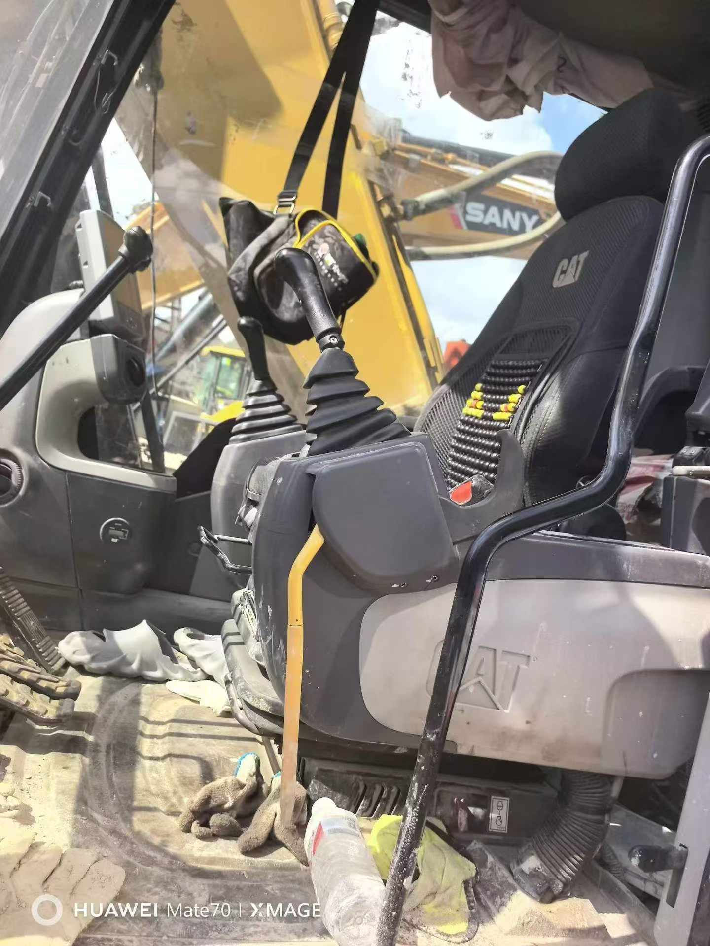 Buy Caterpillar 326DL Used Excavator / 5
