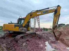 Buy XCMG XE135B Used Excavator / 3 Buy XCMG XE135B Used Excavator / 3