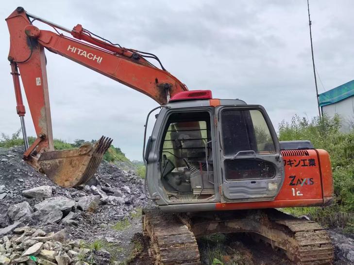 Buy Hitachi EX120-6 Used Excavator / 1