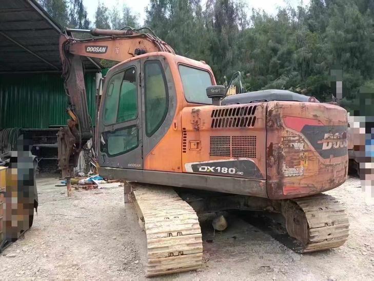 Buy Doosan S130W-3 Used Excavator / 1