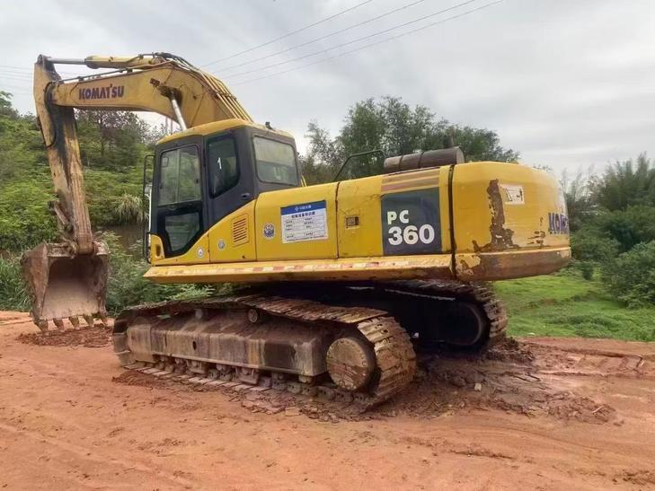 Buy Komatsu PC360-7 Used Excavator / 1