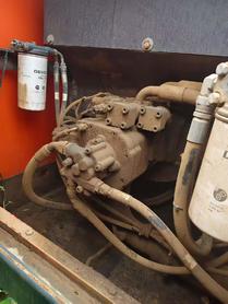 Buy Doosan DH215-7 Used Excavator / 4 Buy Doosan DH215-7 Used Excavator / 4