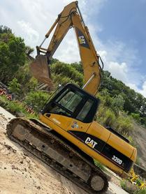 Buy Caterpillar 320D Used Excavator / 2 Buy Caterpillar 320D Used Excavator / 2