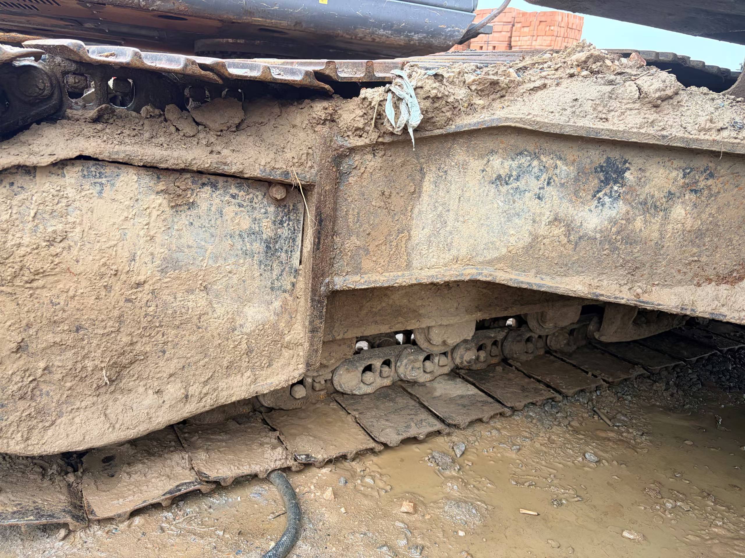 Buy Hitachi ZX200-6 Used Excavator / 3