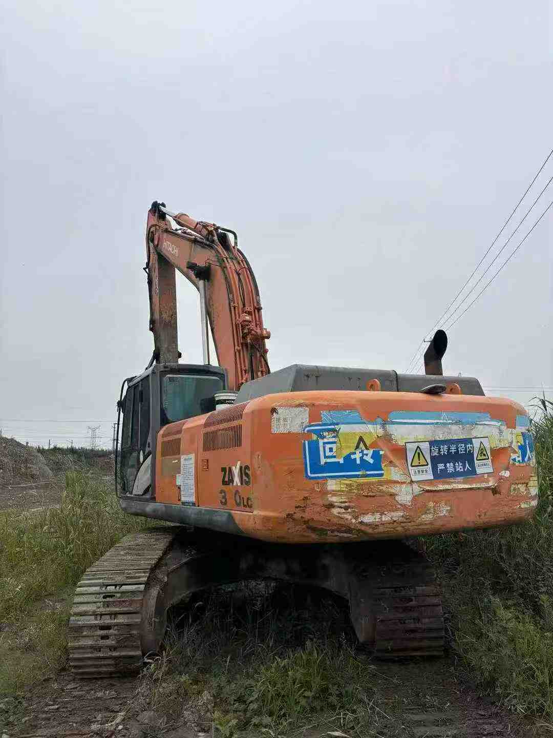 Buy Hitachi ZX330LC-5B Used Excavator / 2