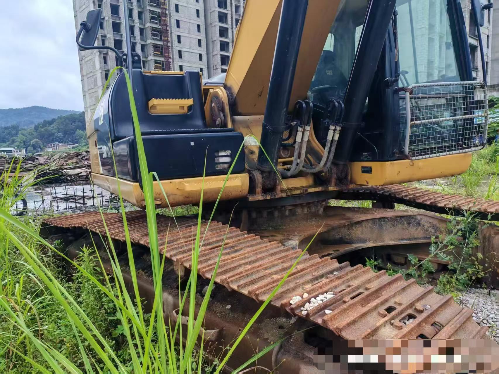 Buy Caterpillar 330B Used Excavator / 2