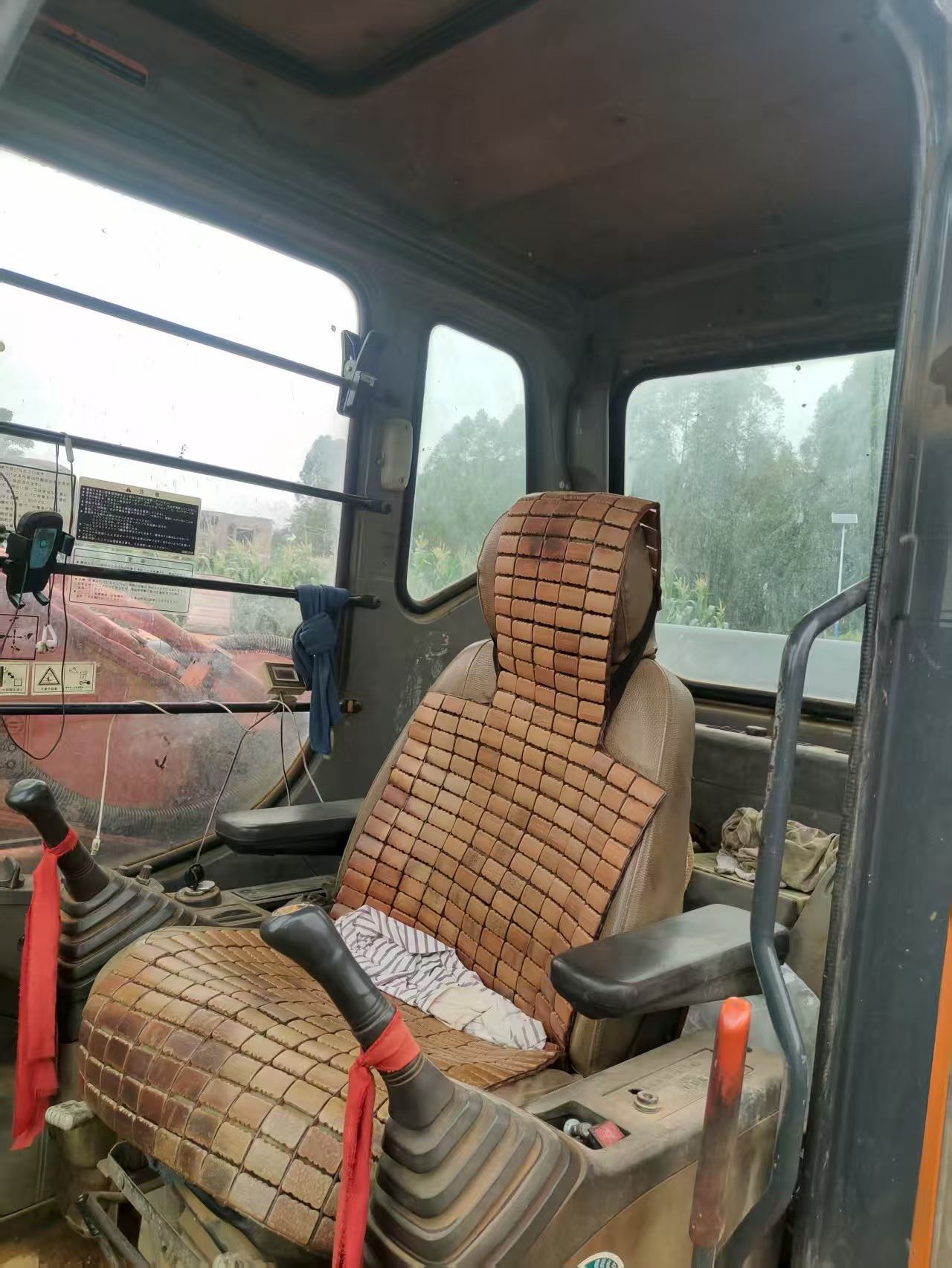 Buy Hitachi ZX200-6 Used Excavator / 8