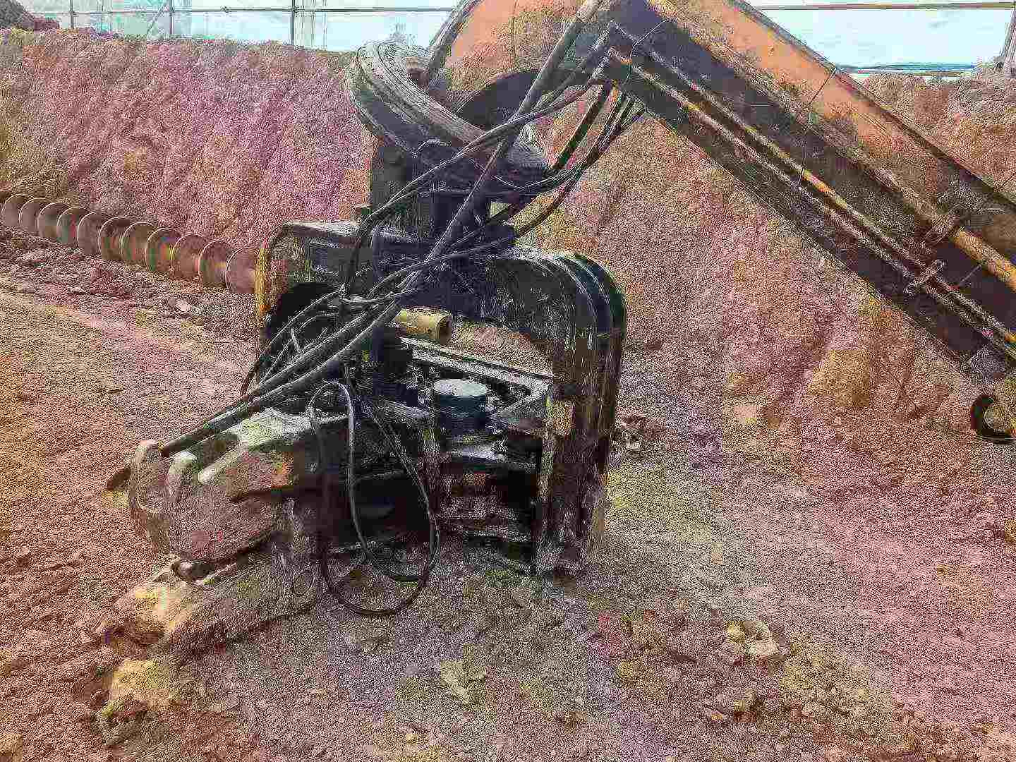 Buy Hitachi ZX470 Used Excavator / 3