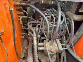 Buy Doosan S130W-3 Used Excavator / 3 Buy Doosan S130W-3 Used Excavator / 3
