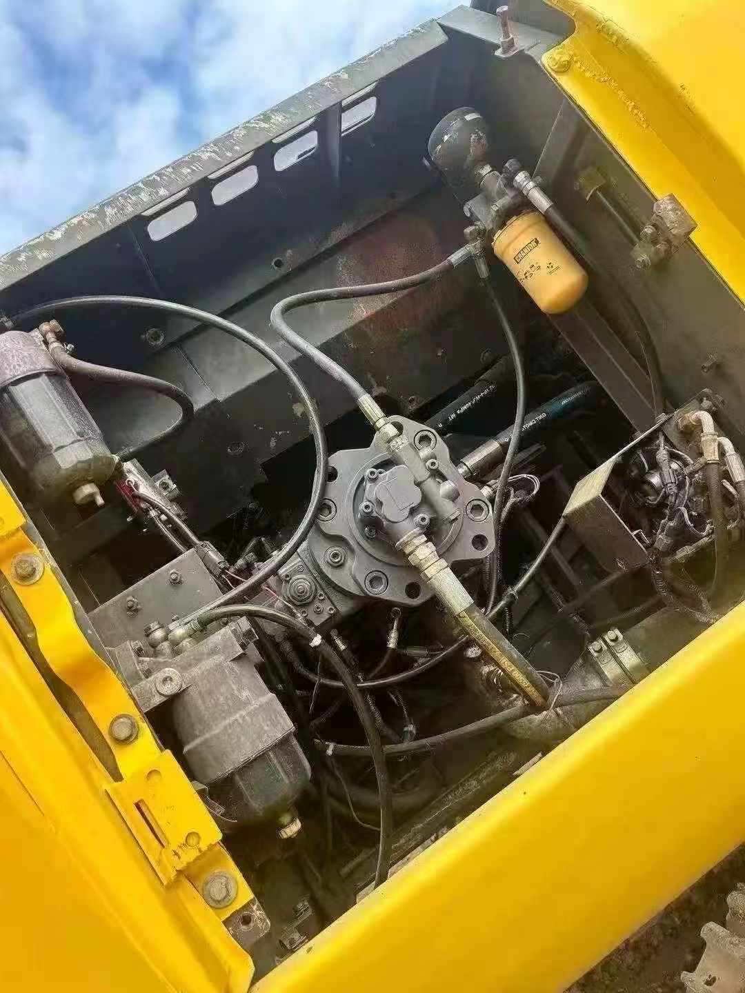 Buy Sumitomo SH200 Used Excavator / 8