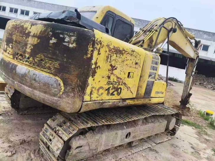 Buy Komatsu PC120-6E Used Excavator / 1