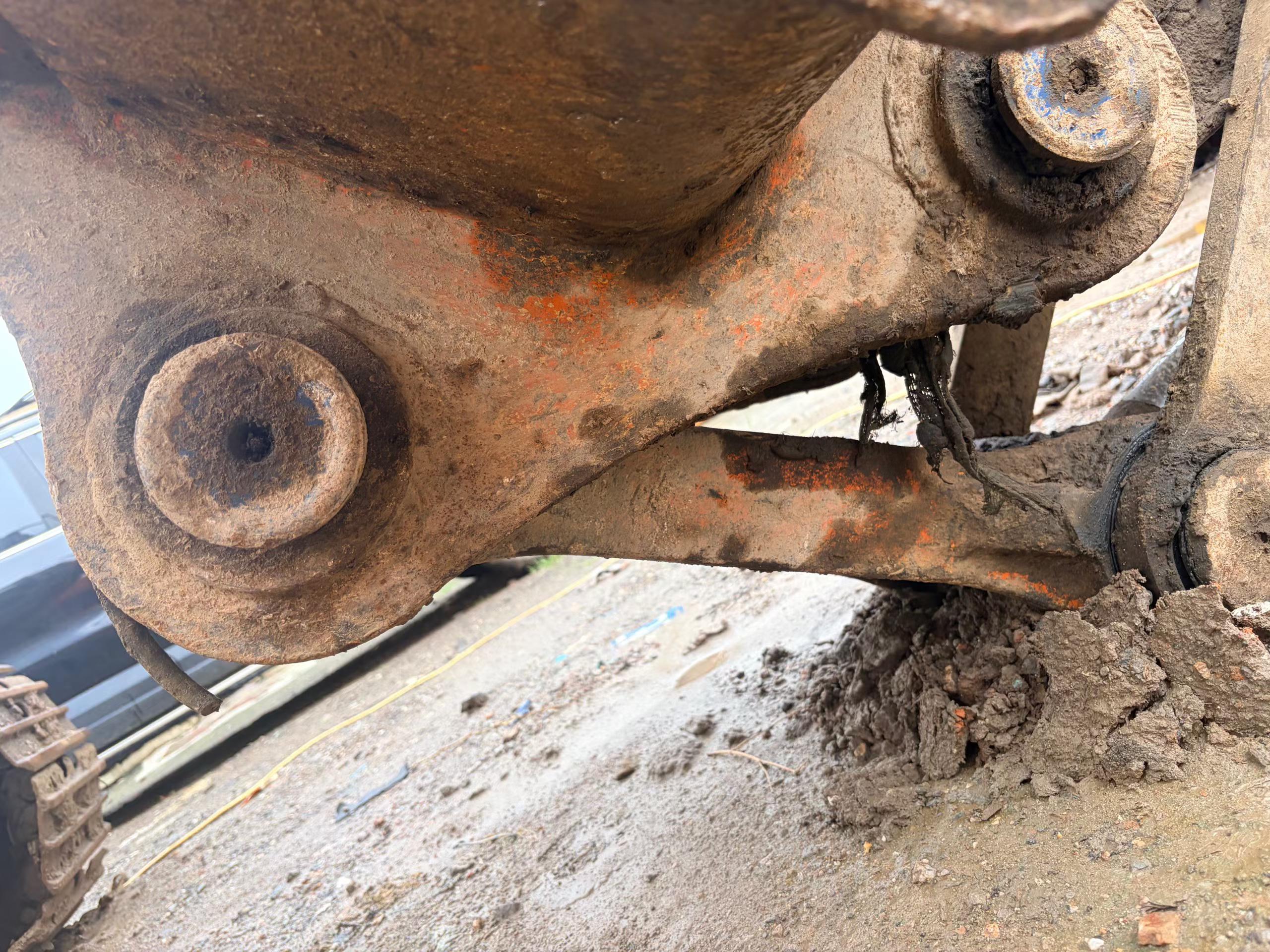Buy Hitachi ZX200-6 Used Excavator / 9