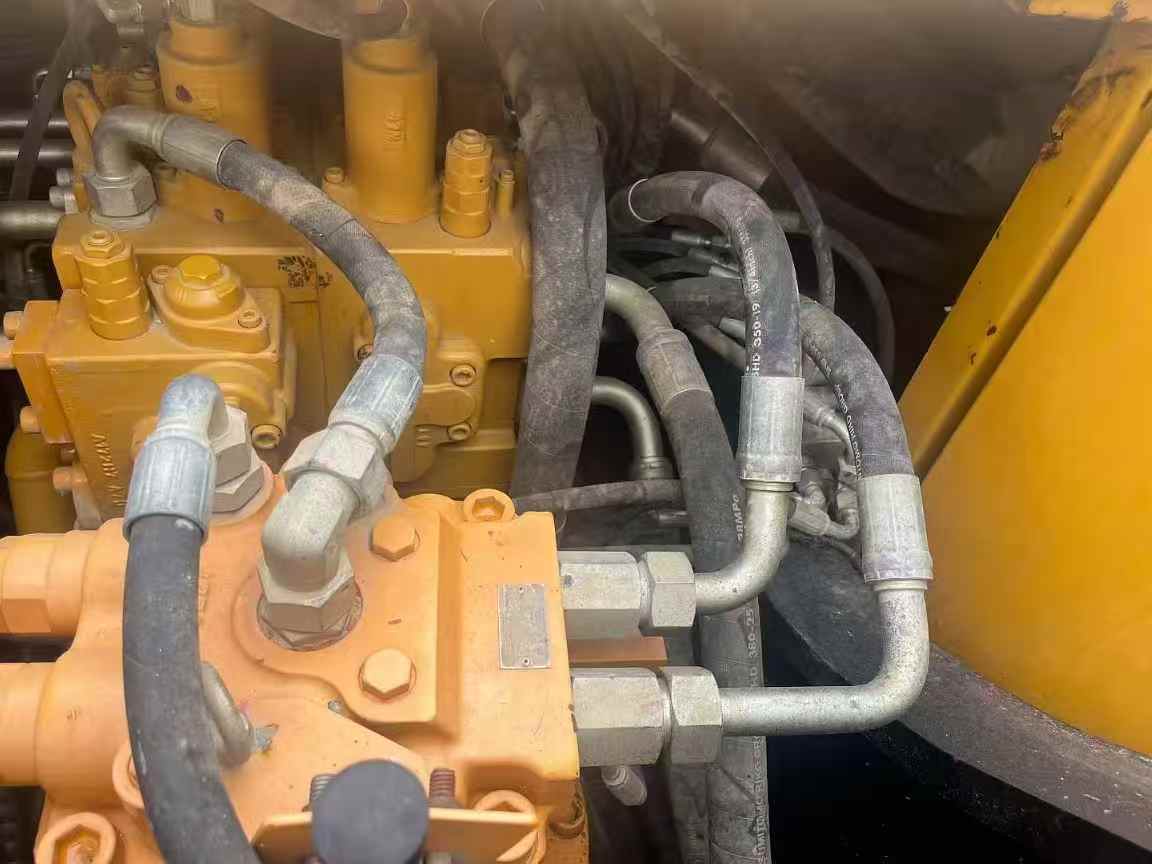 Buy Sany SY205C Used Excavator / 8
