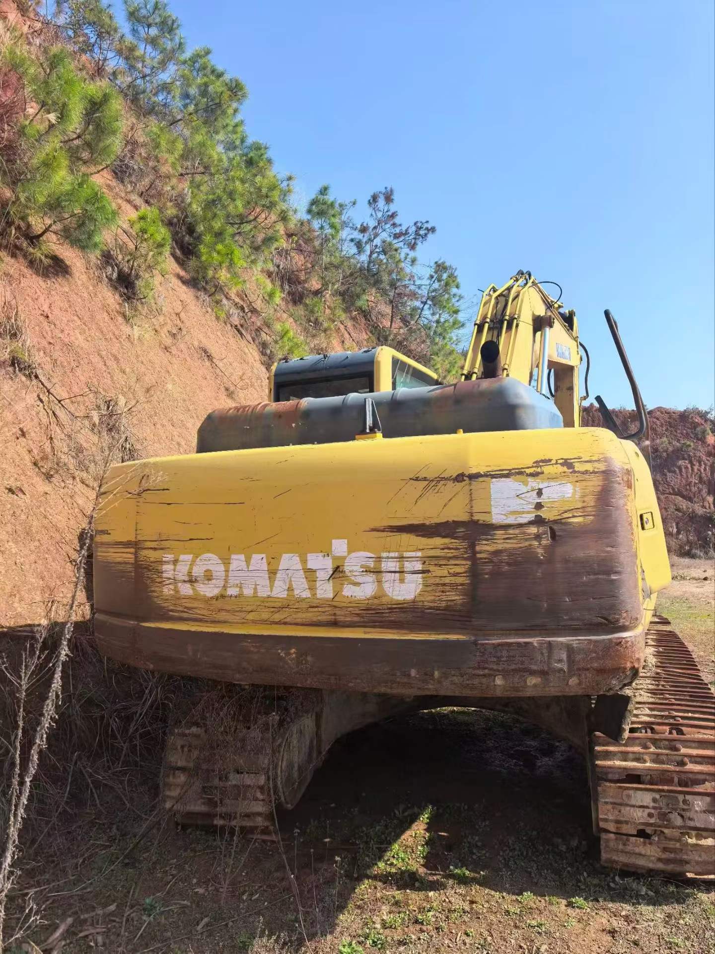 Buy Komatsu PC200 Used Excavator / 6