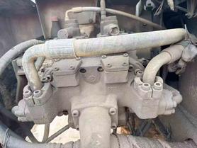 Buy Hitachi EX200-5 Used Excavator / 6 Buy Hitachi EX200-5 Used Excavator / 6