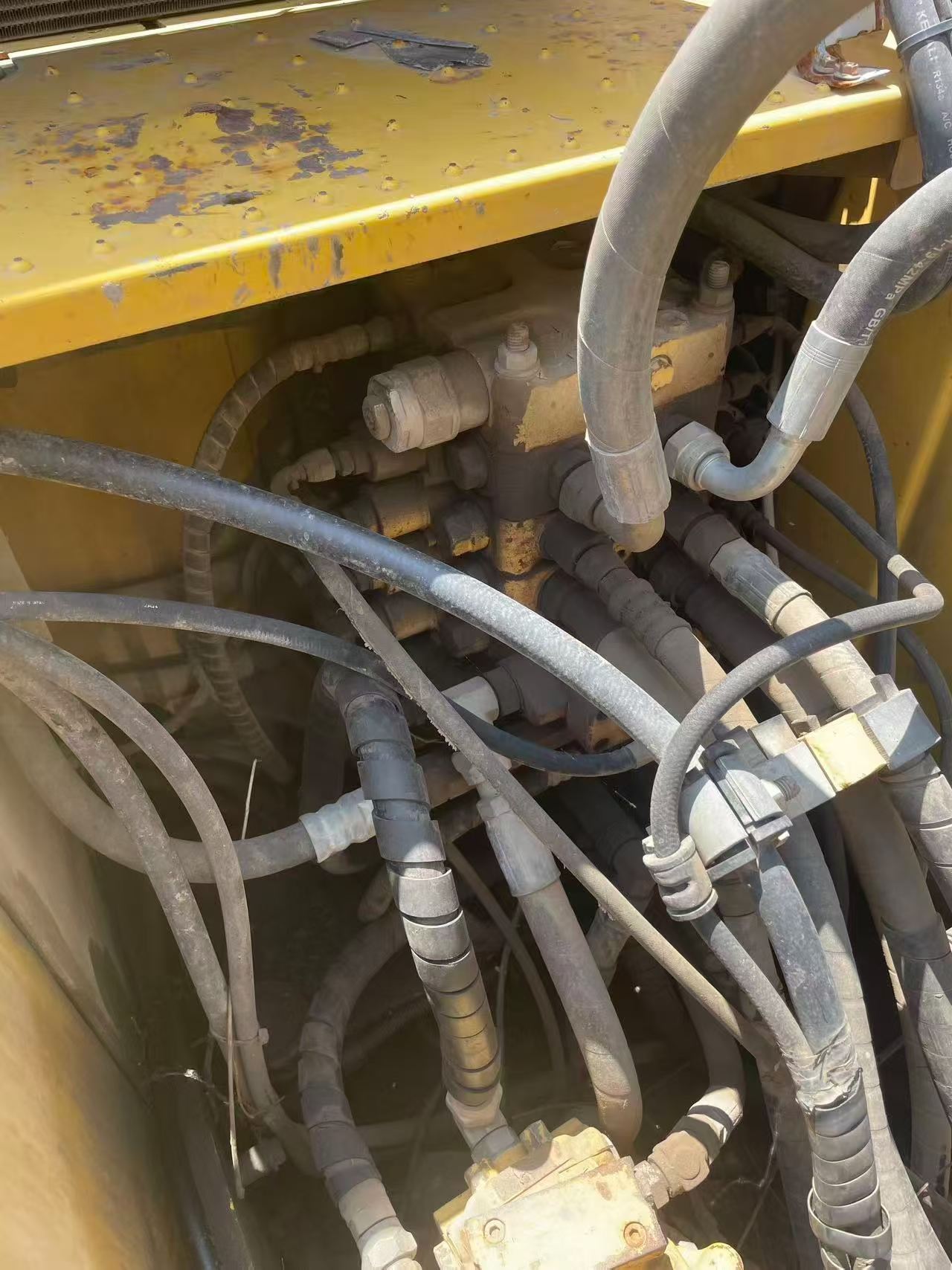Buy Komatsu PC120-8 Used Excavator / 4