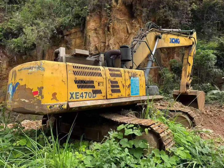 Buy XCMG XE470 Used Excavator / 1