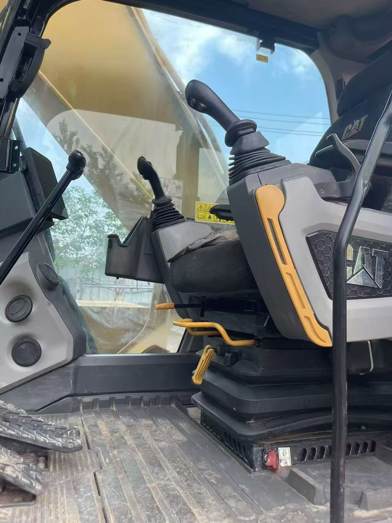 Buy Caterpillar 330B Used Excavator / 5