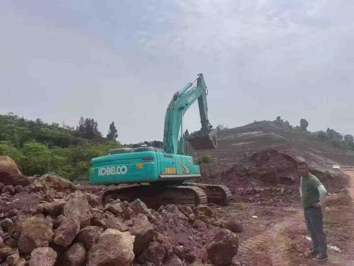 Buy Kobelco SK380D Used Excavator / 3