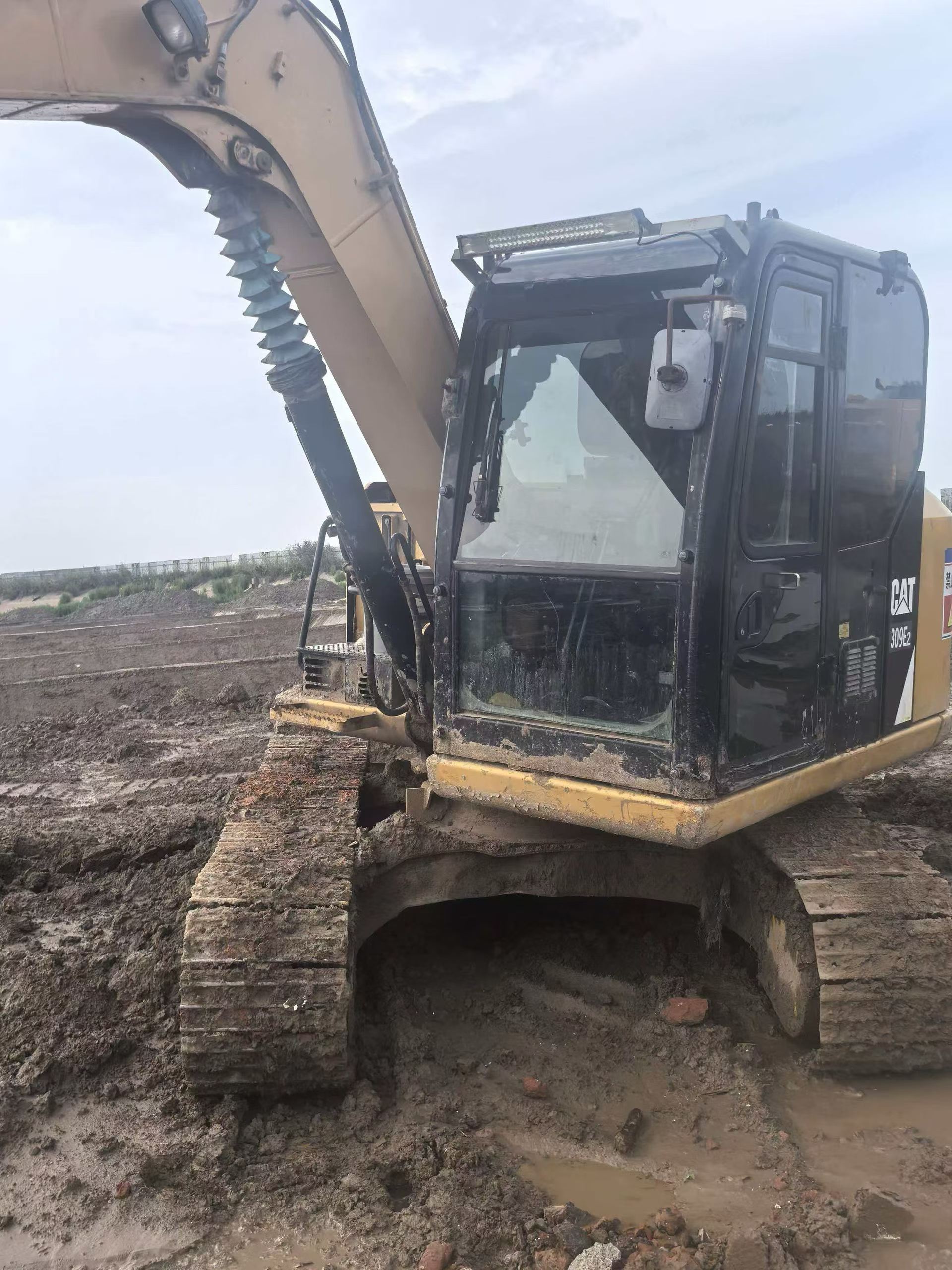 Buy Caterpillar 307B Used Excavator / 2