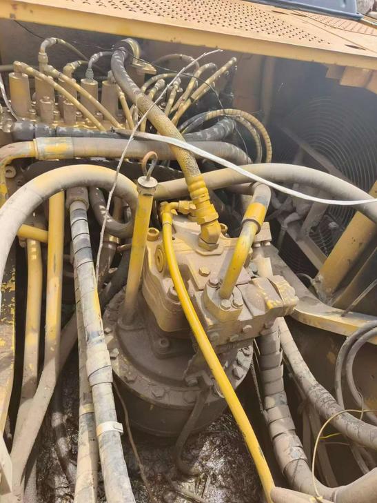 Buy Caterpillar 325D Used Excavator / 1