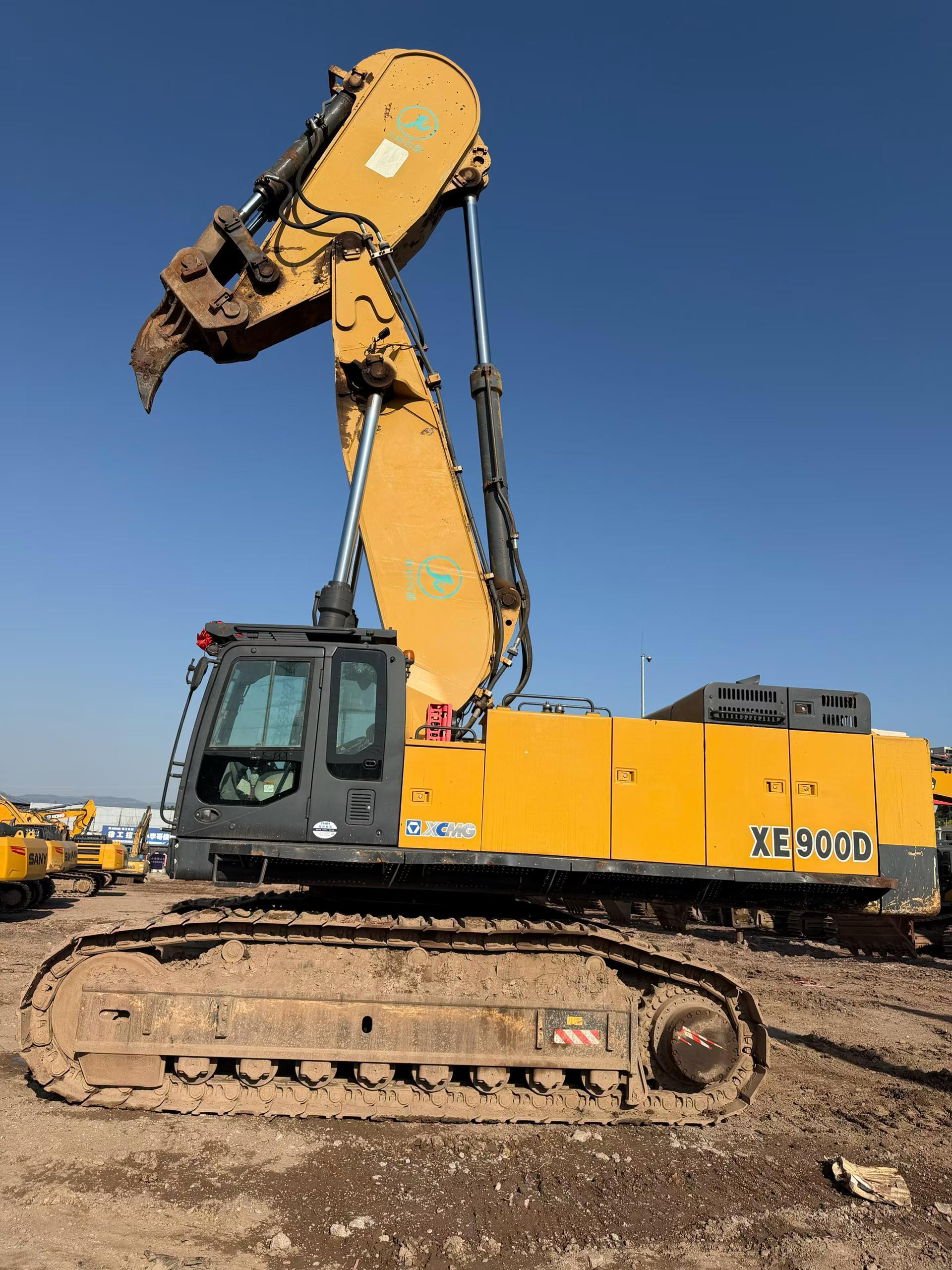 Buy XCMG XE900C Used Excavator / 3