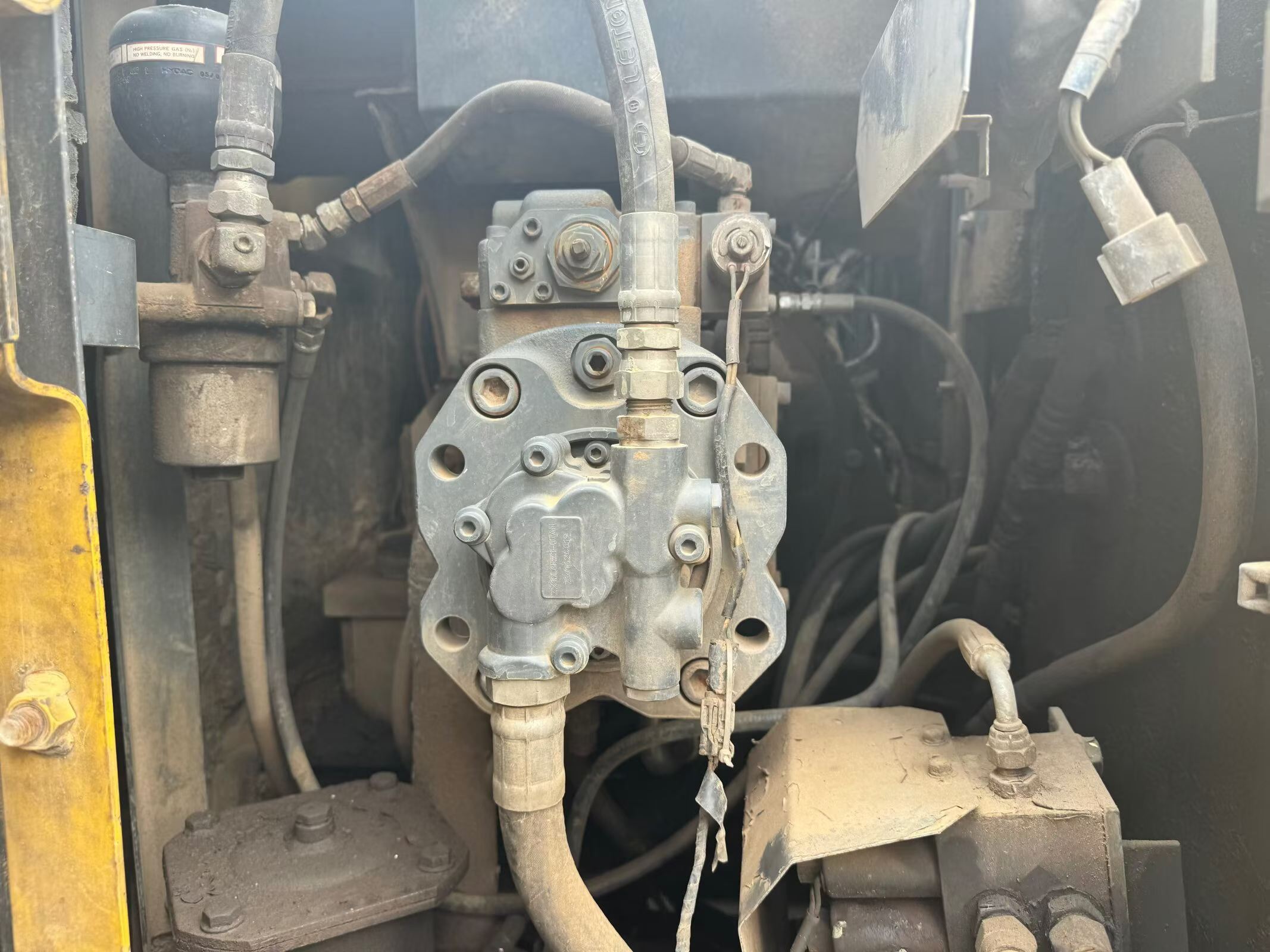 Buy Sumitomo SH120 Used Excavator / 4