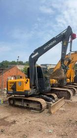 Buy Hyundai R80G Used Excavator / 2 Buy Hyundai R80G Used Excavator / 2
