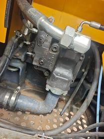 Buy XCMG XE85C Used Excavator / 9 Buy XCMG XE85C Used Excavator / 9