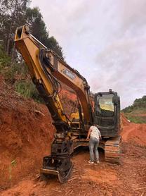 Buy Sany SY135 Used Excavator / 2 Buy Sany SY135 Used Excavator / 2