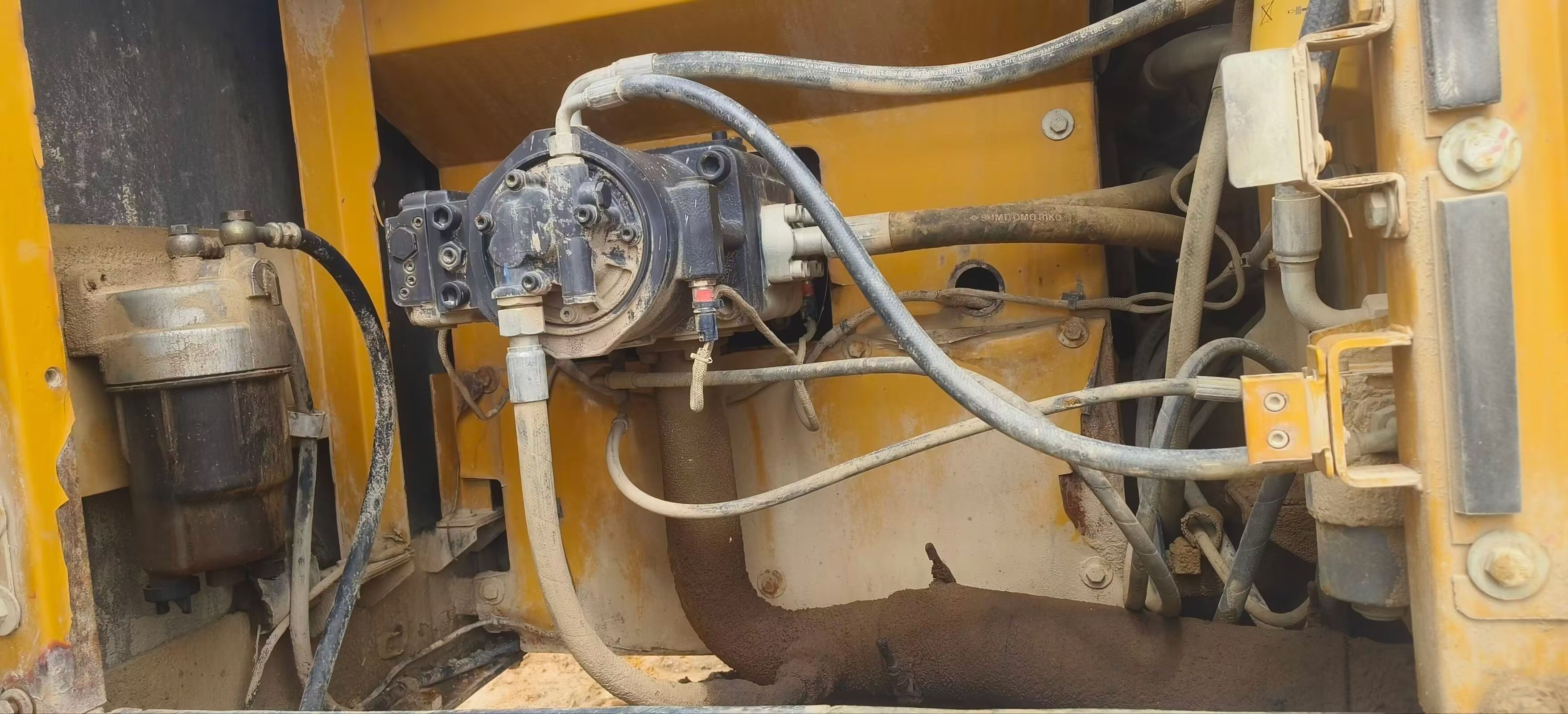 Buy Sany SY245H Used Excavator / 3 Buy Sany SY245H Used Excavator / 3