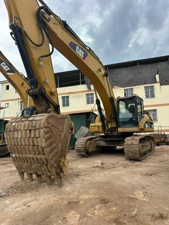 Buy Caterpillar 336E Used Excavator / 1