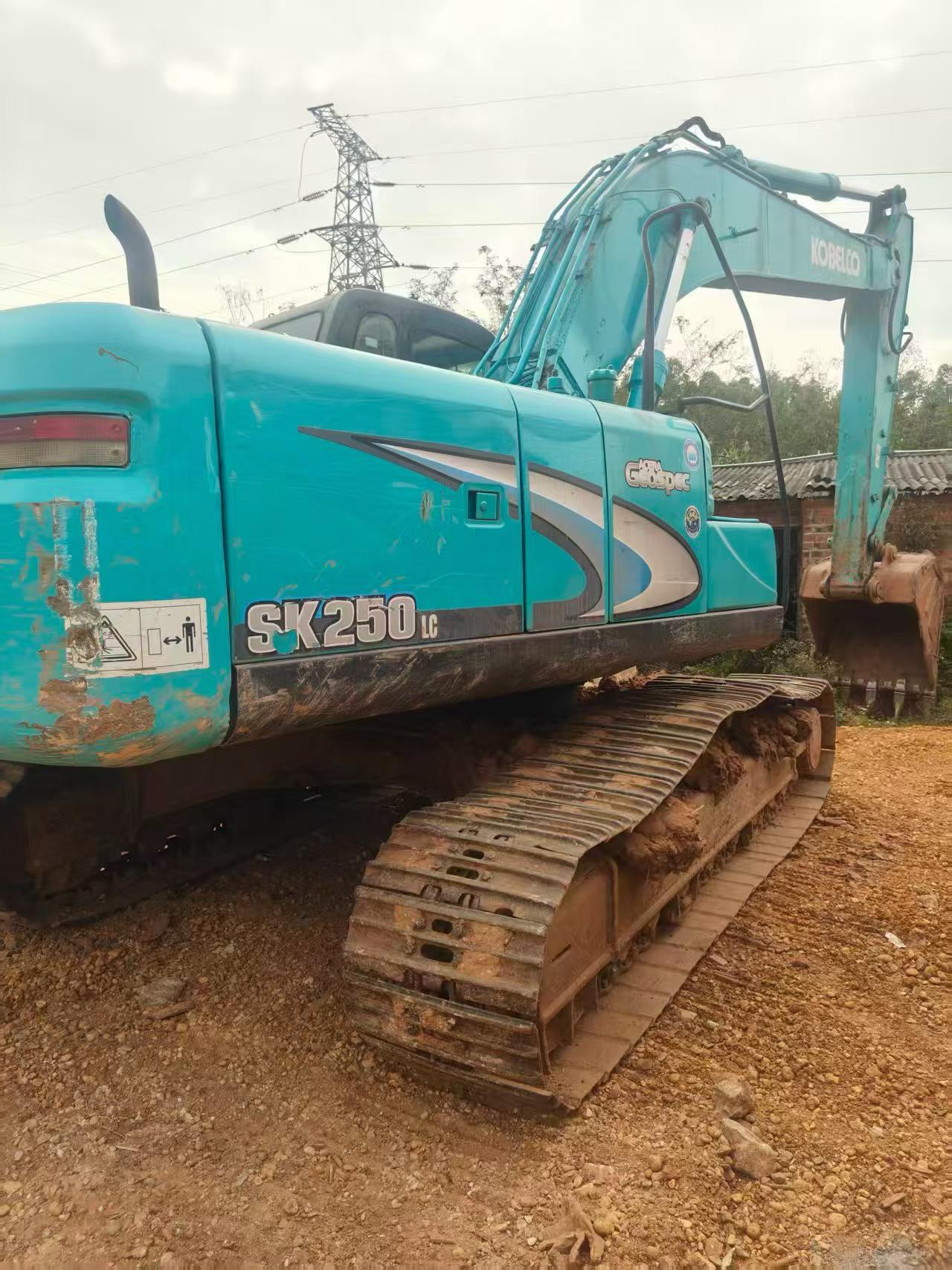 Buy Kobelco SK250-8 Used Excavator / 7
