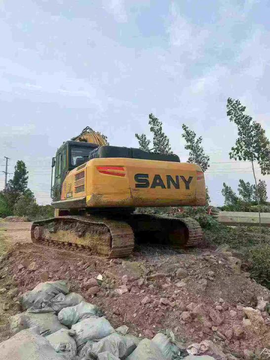 Buy Sany SY245H Used Excavator / 1
