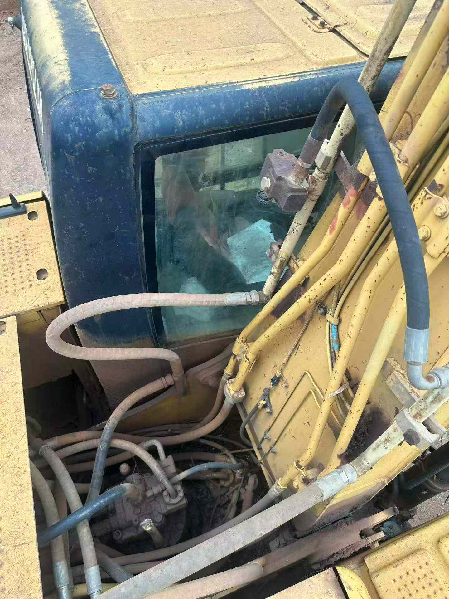 Buy Caterpillar 320D Used Excavator / 9