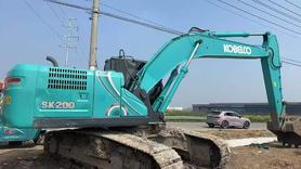 Buy Kobelco SK200 Used Excavator / 2 Buy Kobelco SK200 Used Excavator / 2